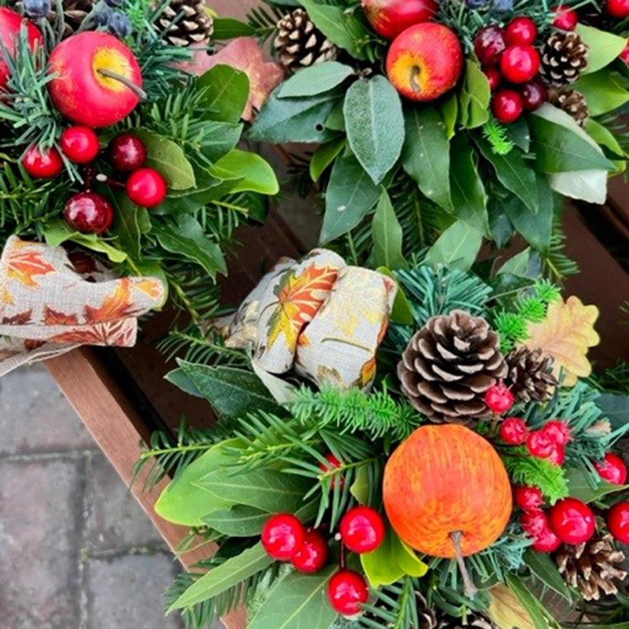 Bents Hand Made Grave Pot - Image 2